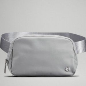 NWT - Lululemon Everywhere Belt Bag SILD Silver Gray Brand New EBB